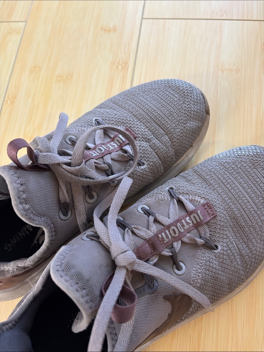 Nike Light Purple Knit Sneakers size 7